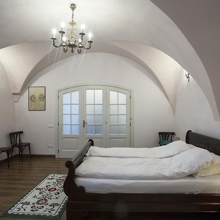 Green Door Apartment Sibiu Habitación foto